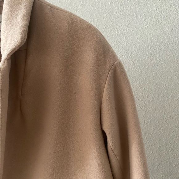 Elizabeth and James Peacoat - Picture 9 of 16